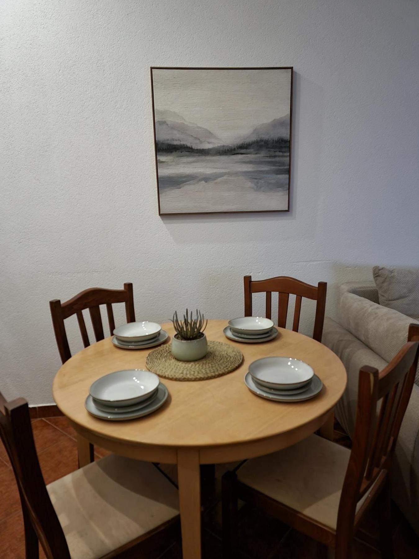 Apartments Vranes ติวัต ภายนอก รูปภาพ