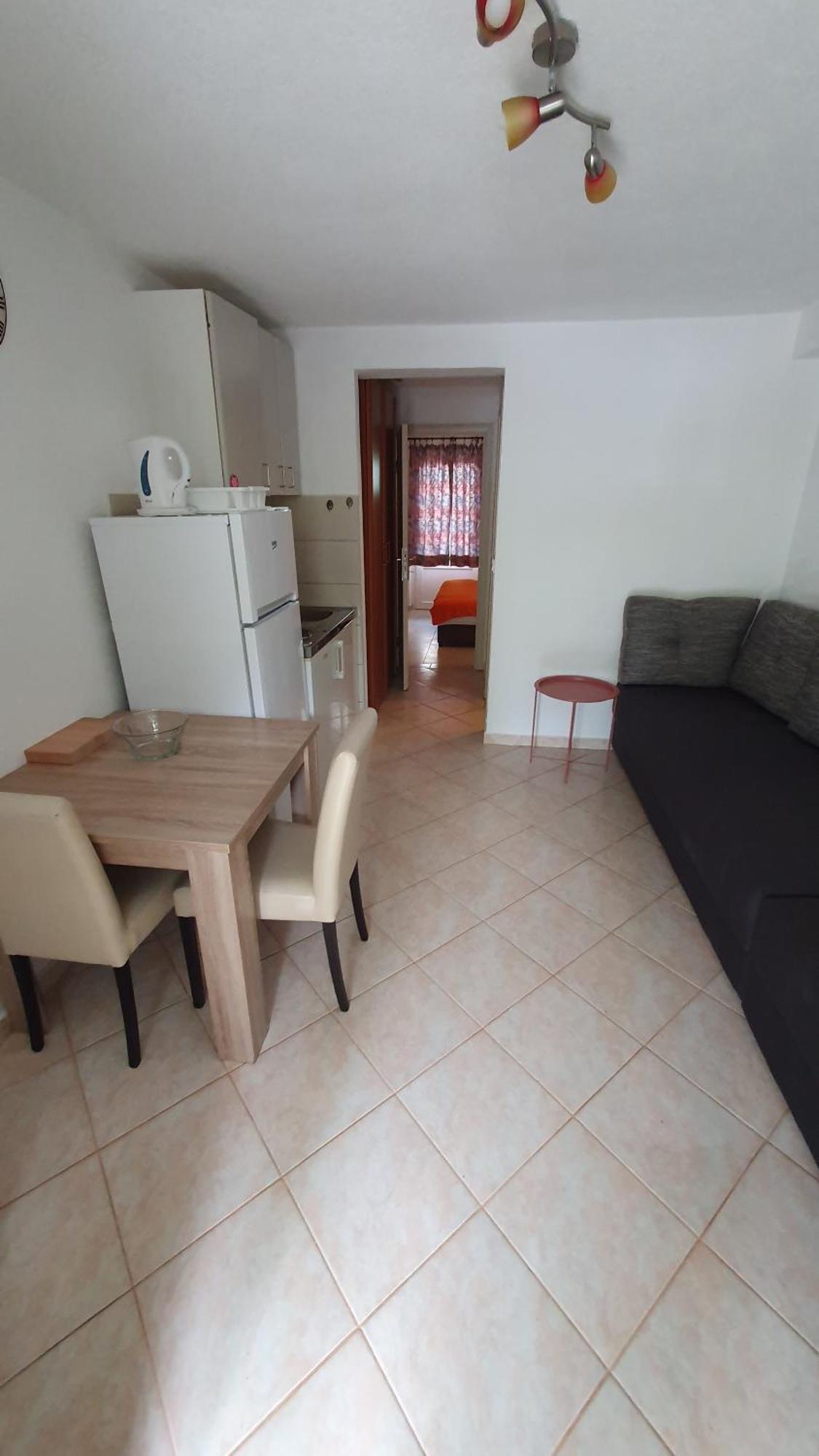 Apartments Vranes ติวัต ภายนอก รูปภาพ