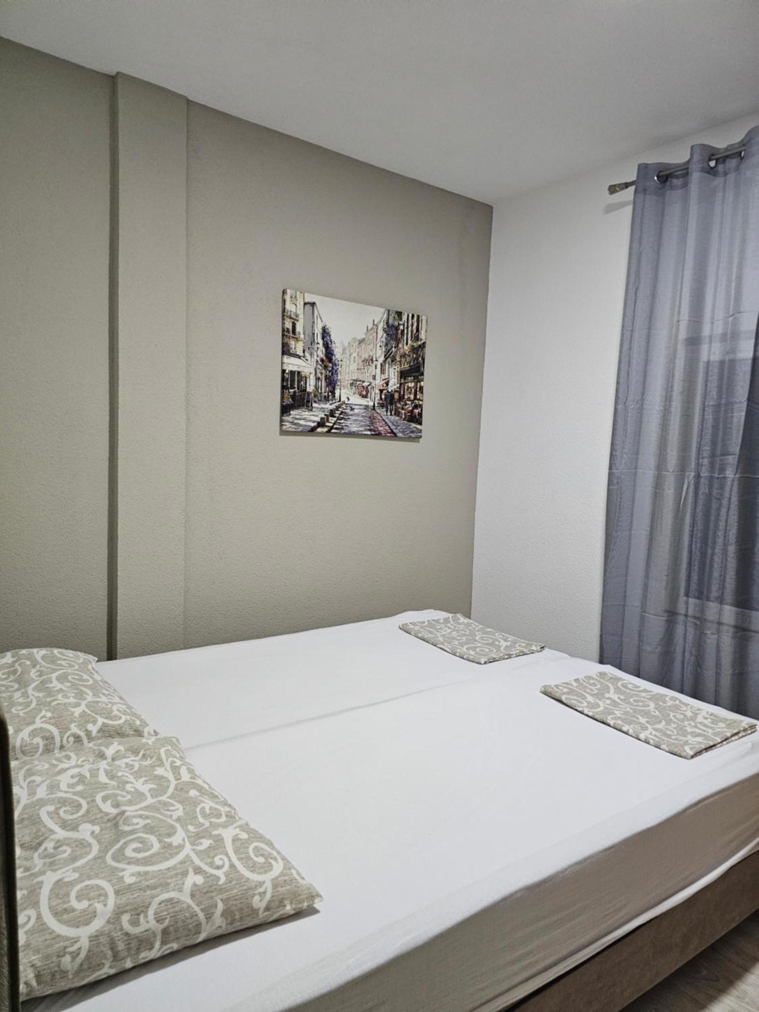 Apartments Vranes ติวัต ภายนอก รูปภาพ