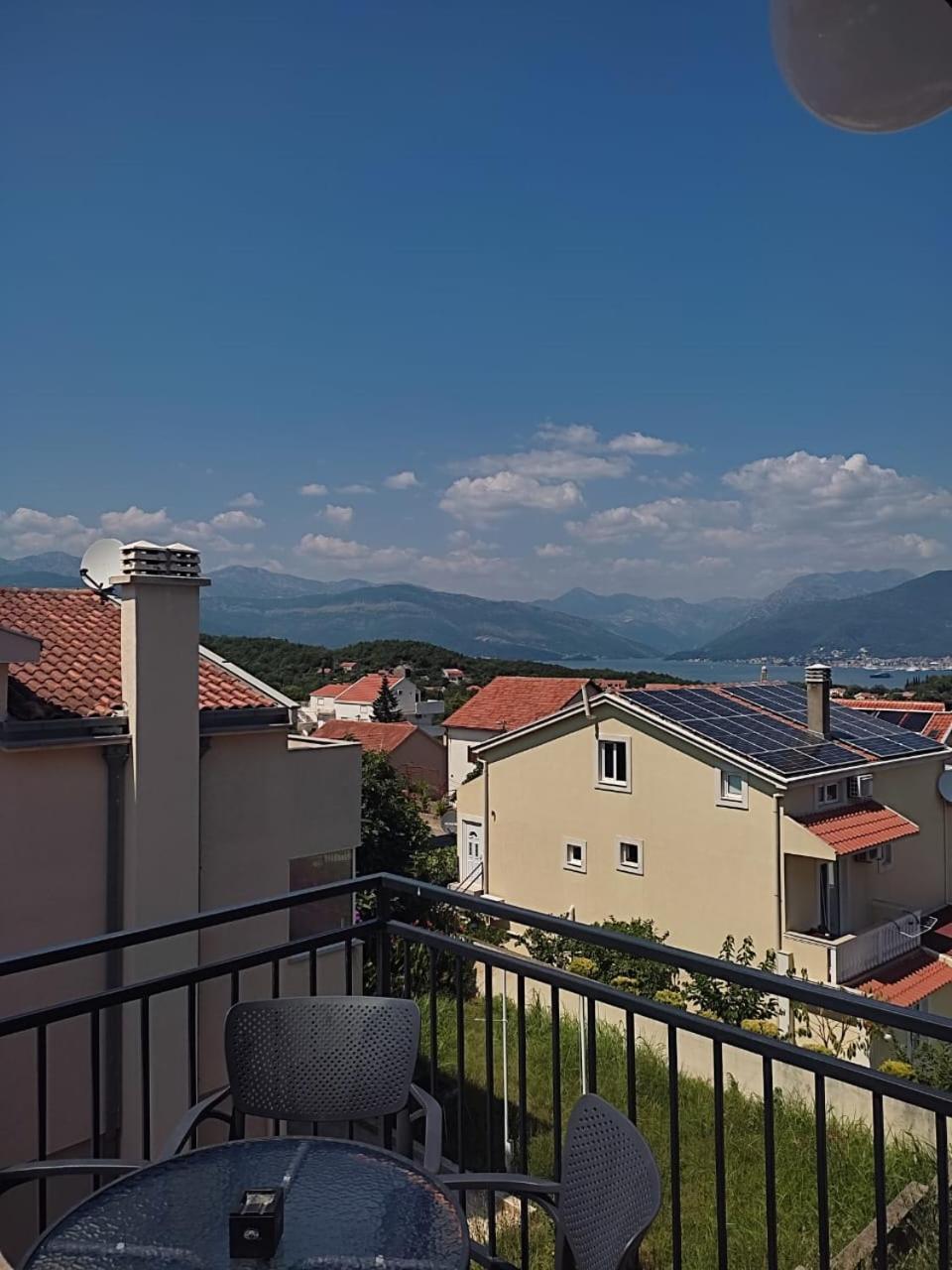 Apartments Vranes ติวัต ภายนอก รูปภาพ